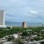 Nice Apartment With Sea View