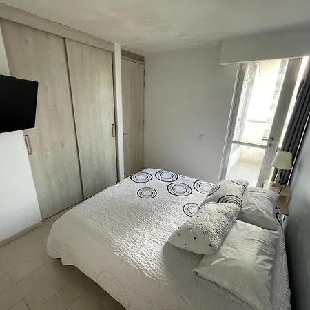 With Sea View Apartamento *